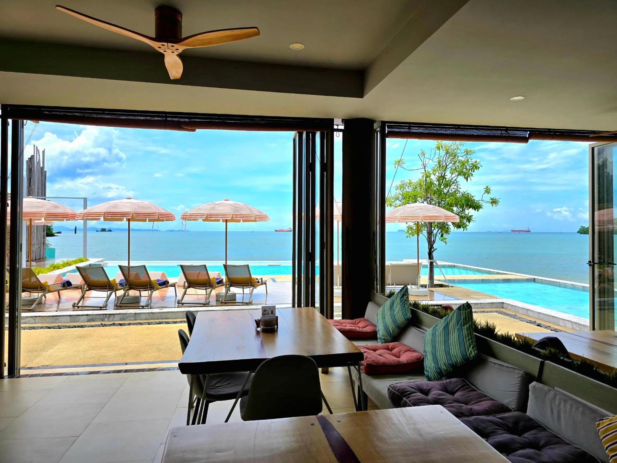 Charcoal Panwa Beach Phuket Ban Tha Khreng Extérieur photo
